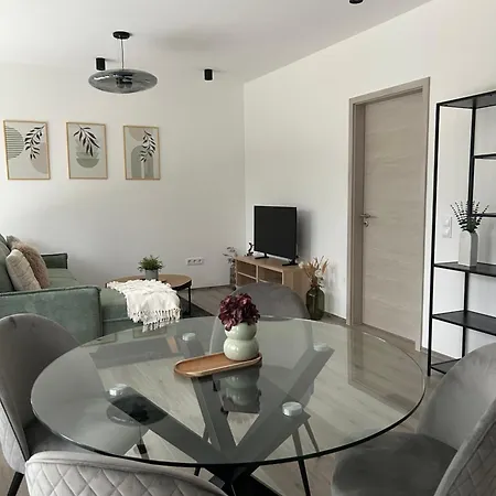 Fenyvesliget Apartamento Balatonfenyves